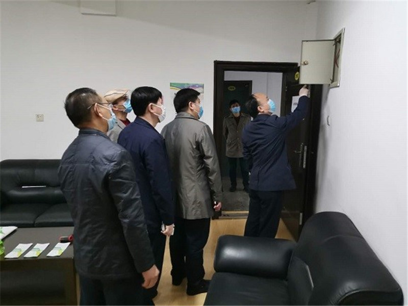 朱智斌采取“四不两直”方式赴国立公司检查疫情防控和安全生产工作 3.16.jpg